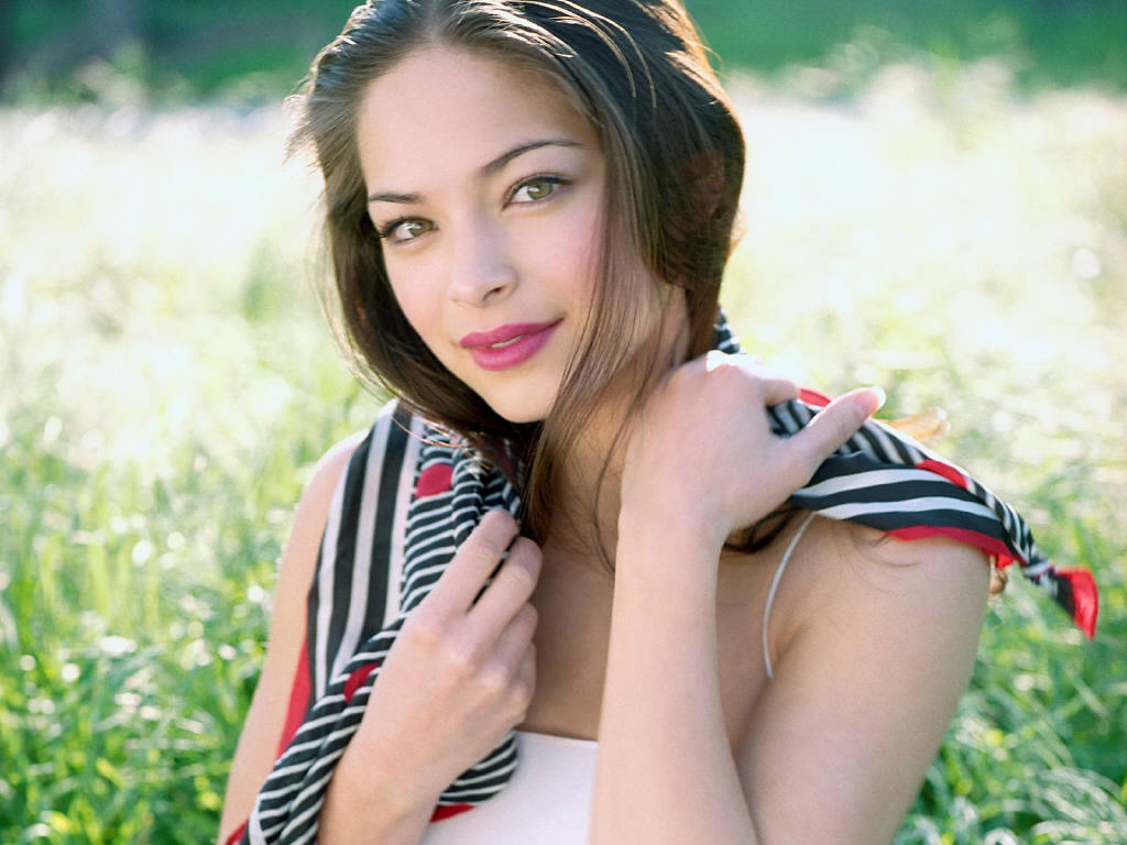 Kristin Kreuk wallpapers Kristin Kreuk