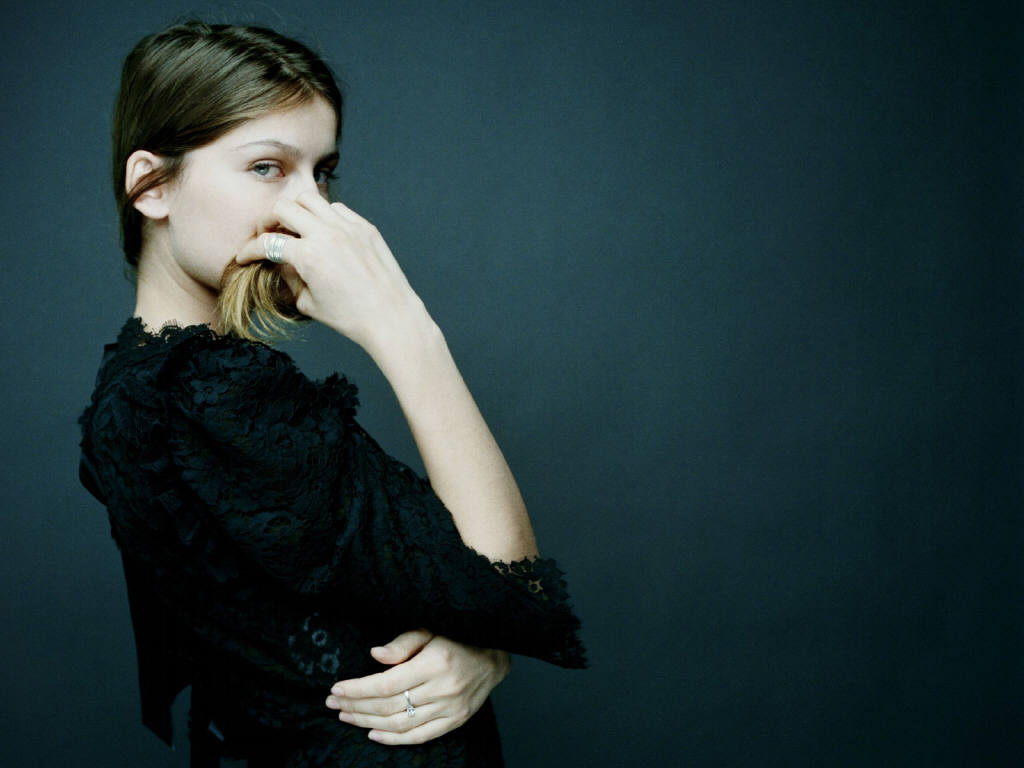Laetitia Casta wallpapers Laetitia Casta