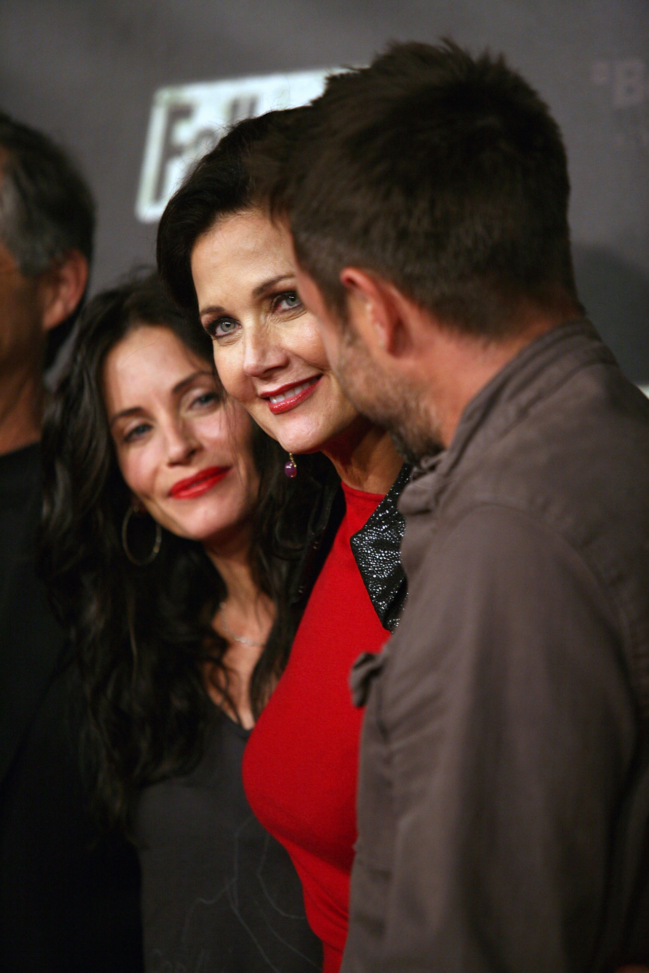Lynda Carter wallpapers Lynda Carter