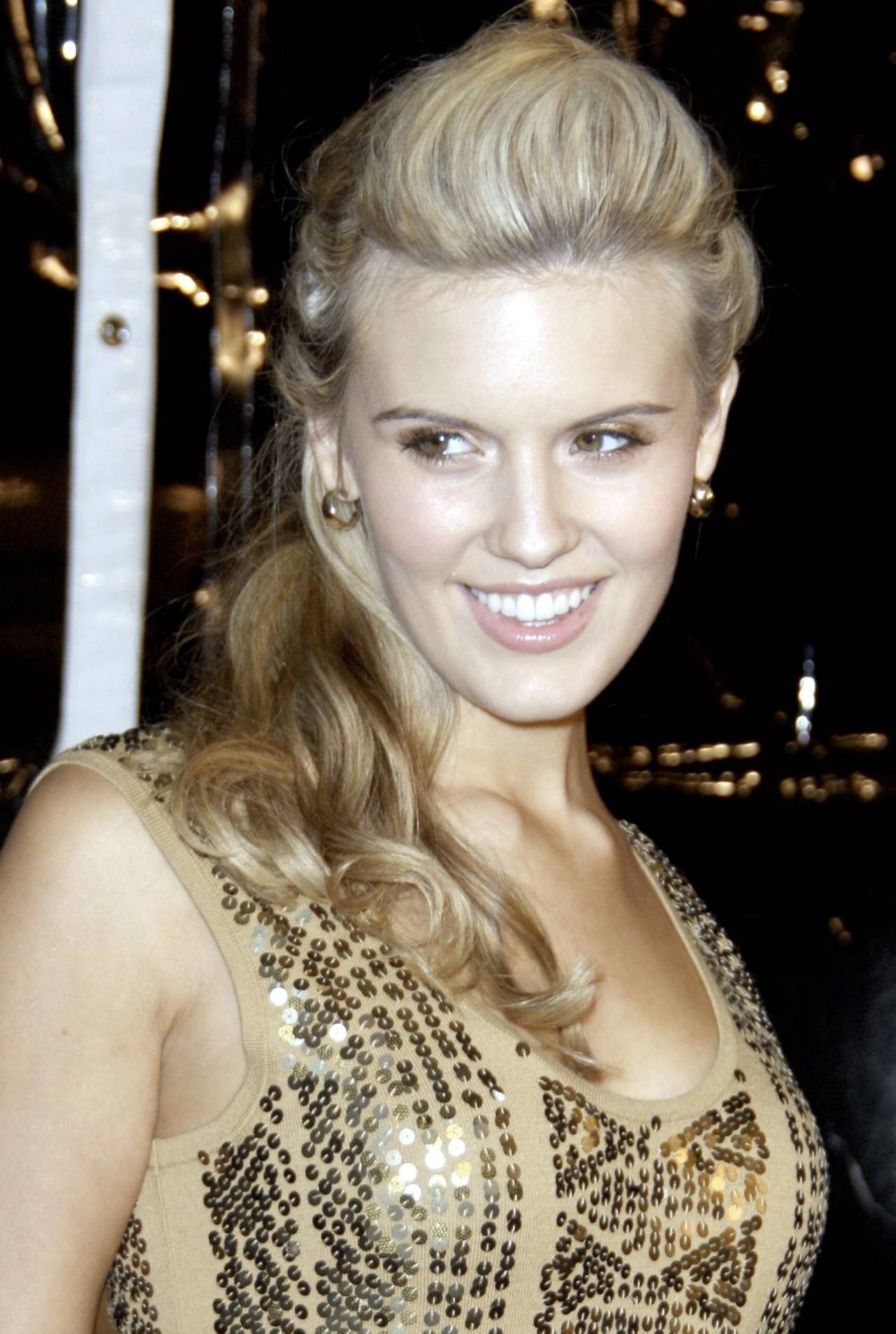 Maggie Grace