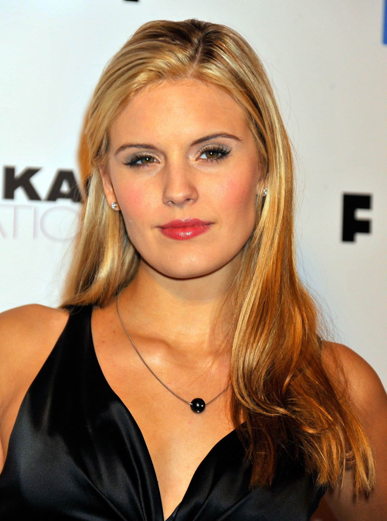 Maggie Grace