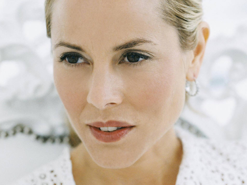 Maria Bello