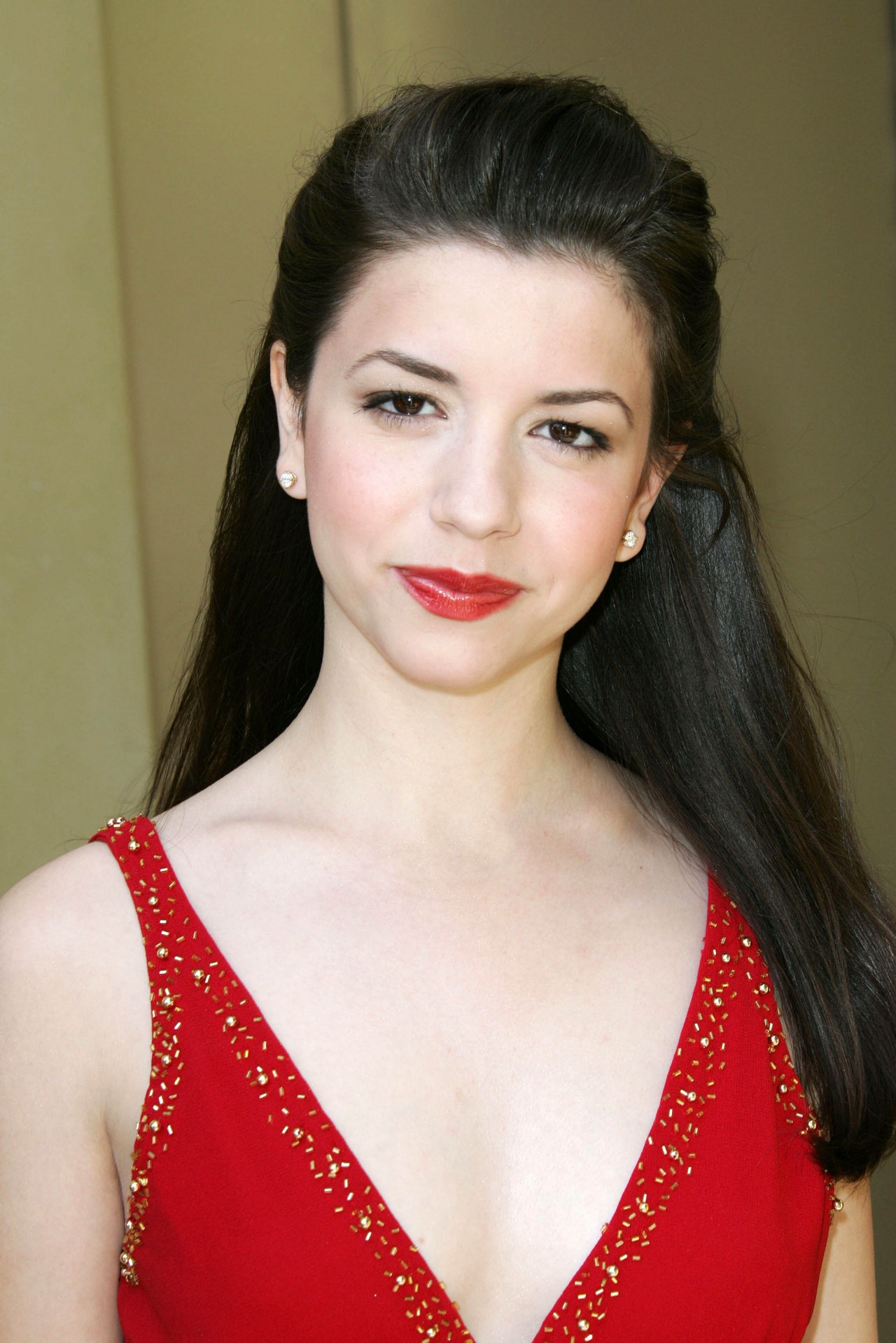 Masiela Lusha wallpapers Masiela Lusha