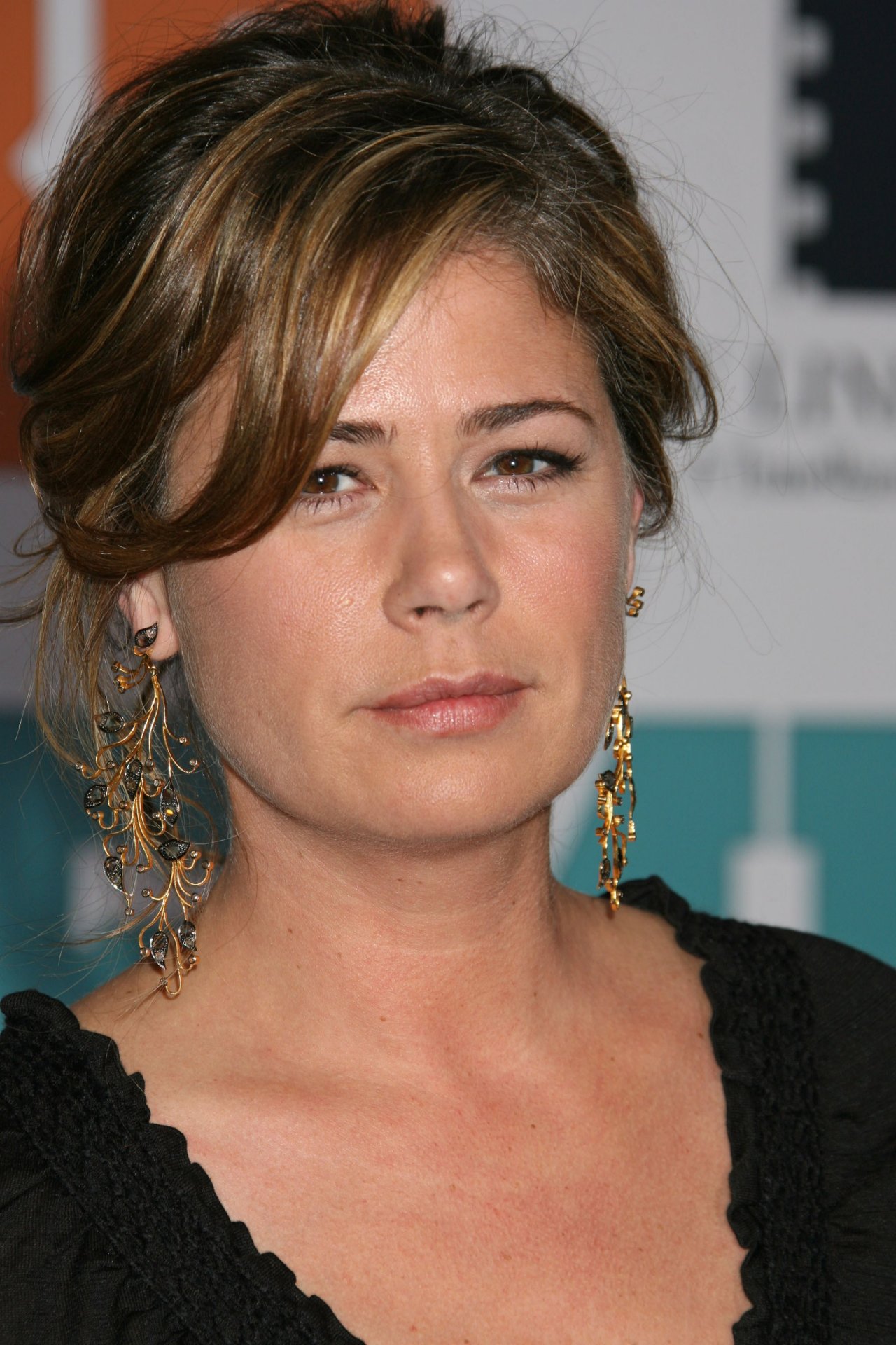 Maura Tierney