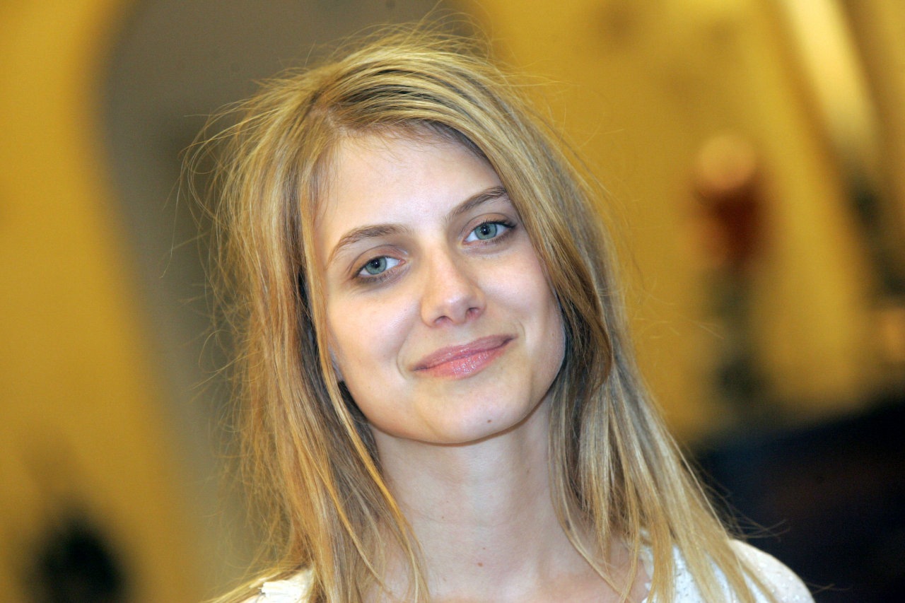 Melanie Laurent wallpapers Melanie Laurent
