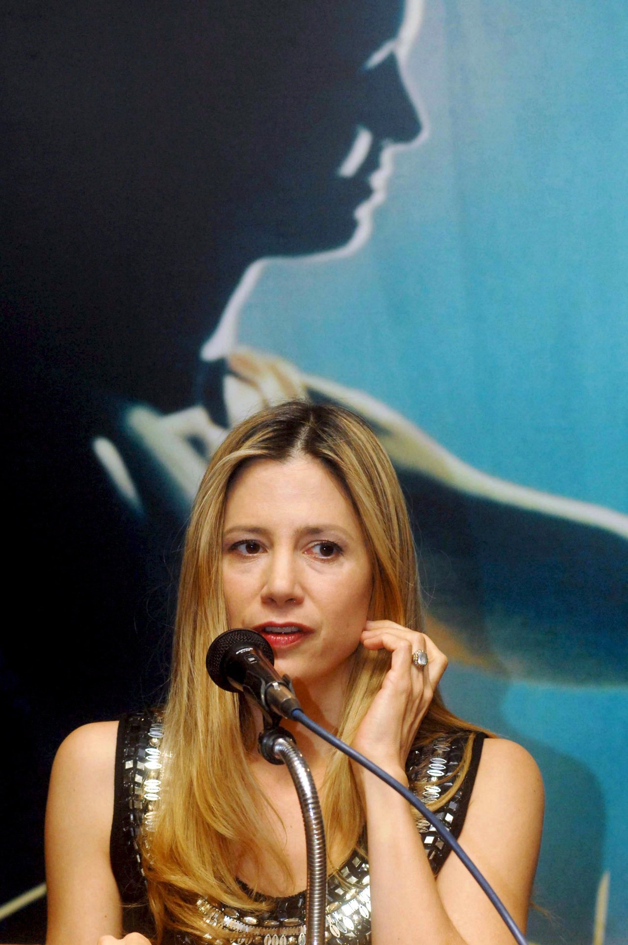Mira Sorvino wallpapers Mira Sorvino