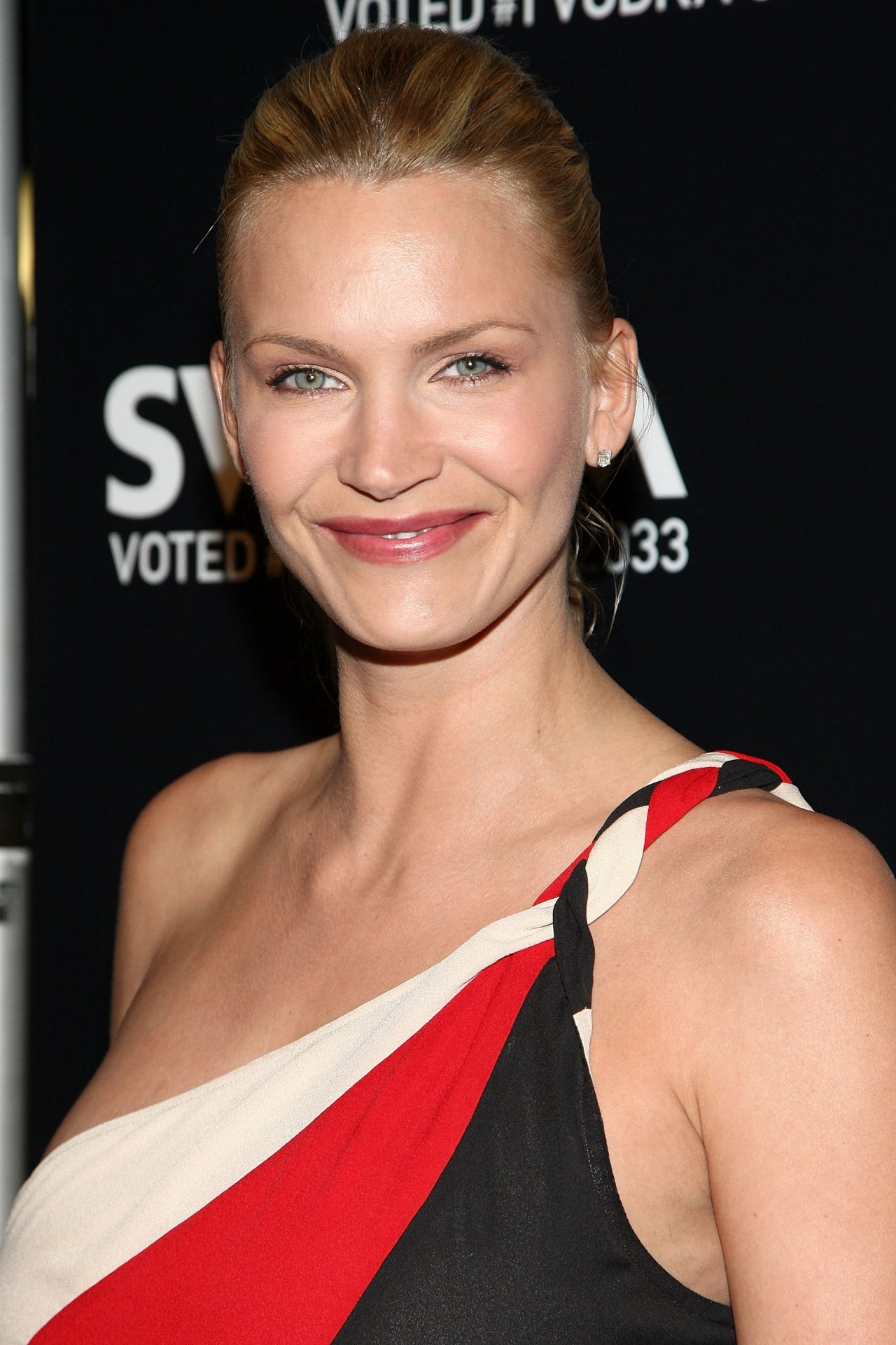 Natasha Henstridge