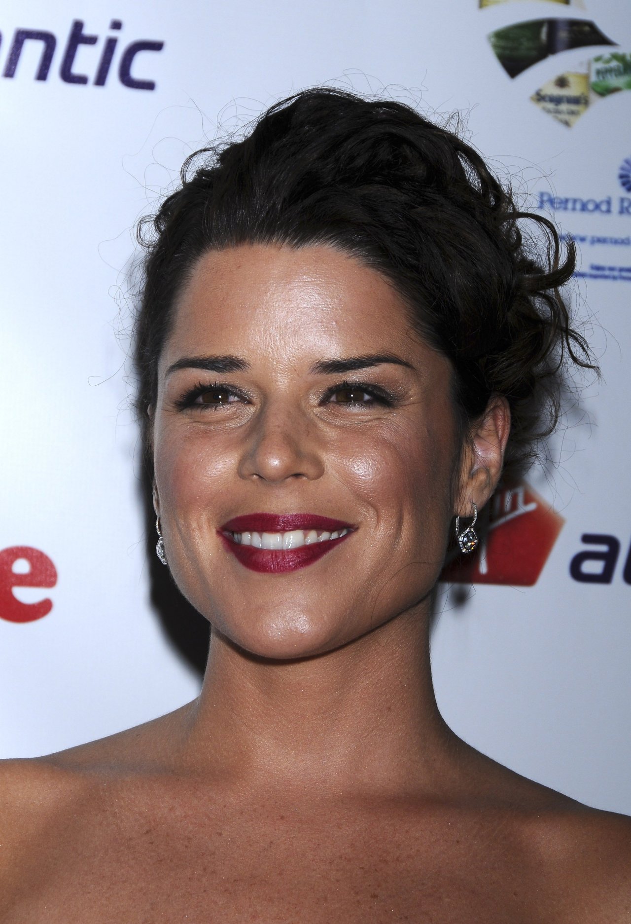 Neve Campbell