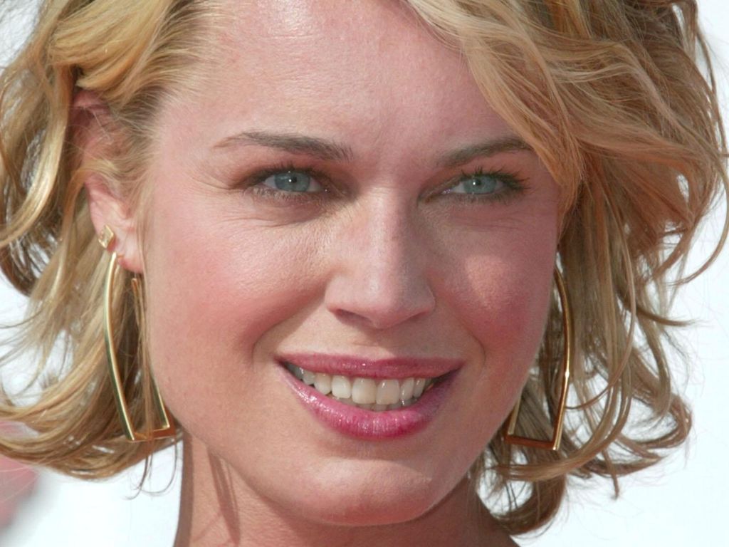 Rebecca Romijn Stamos wallpapers Rebecca Romijn Stamos