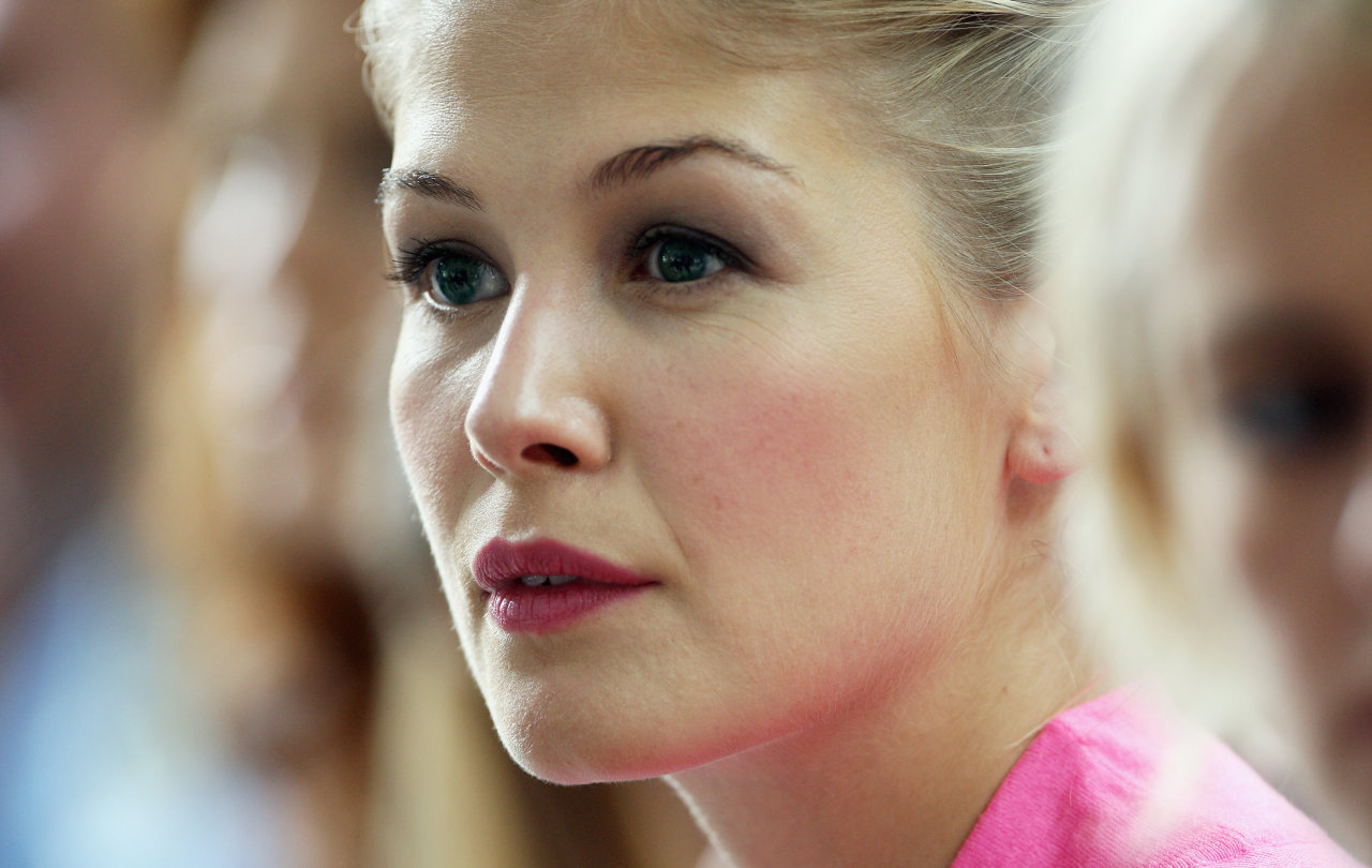 Rosamund Pike wallpapers Rosamund Pike
