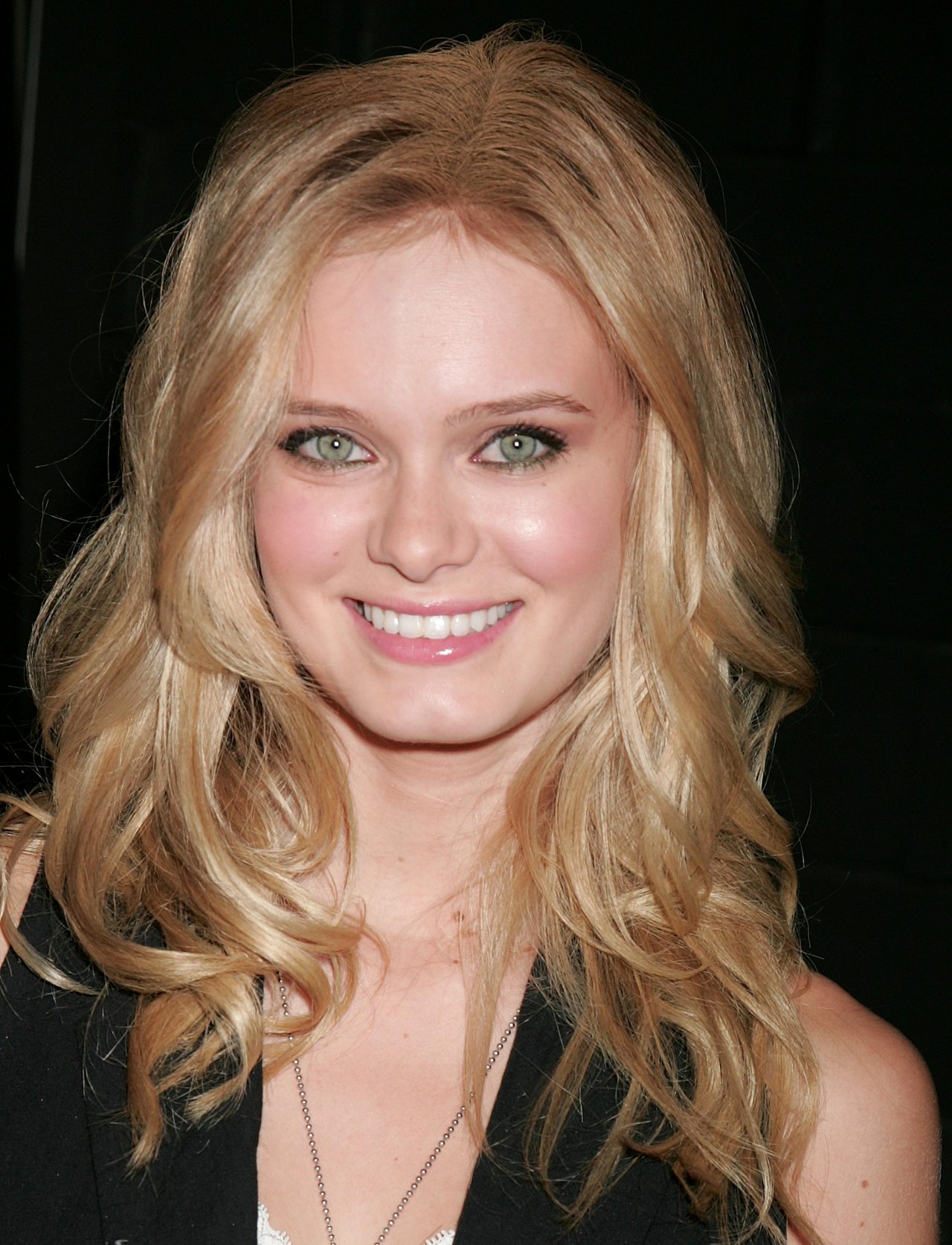 Sara Paxton