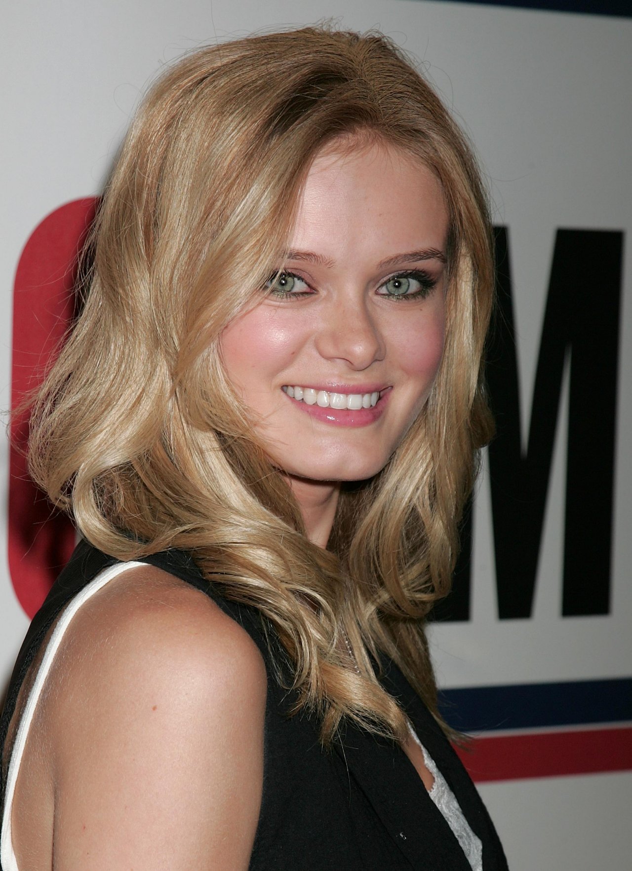 Sara Paxton