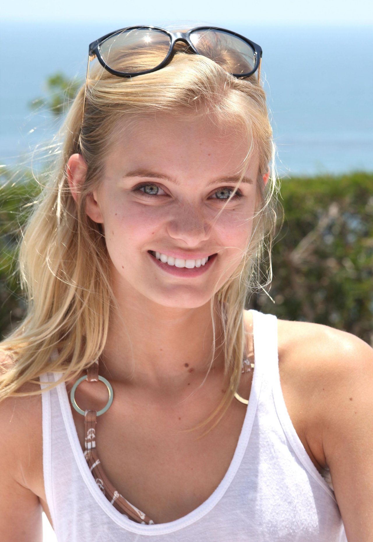 Sara Paxton wallpapers Sara Paxton