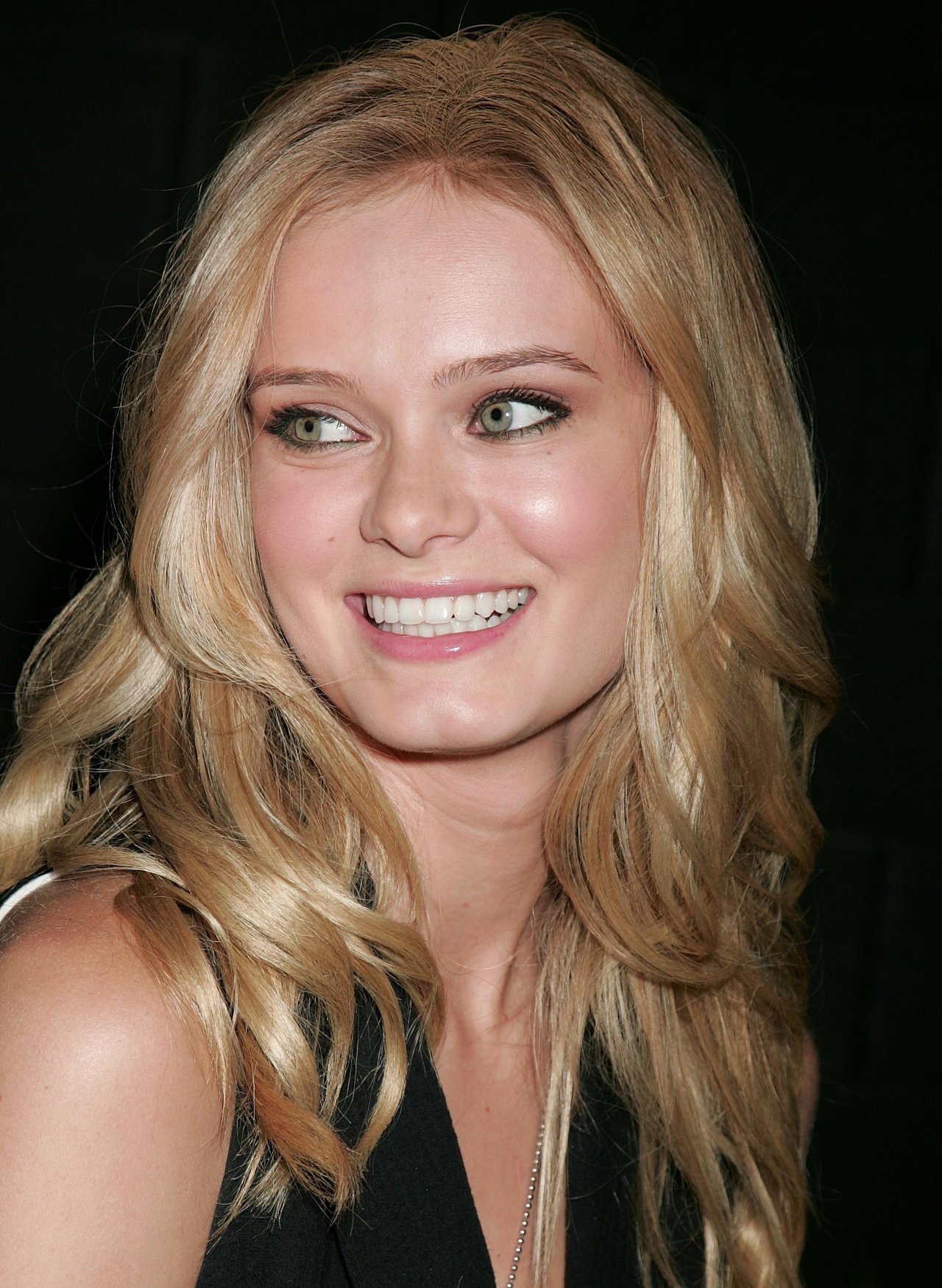 Sara Paxton