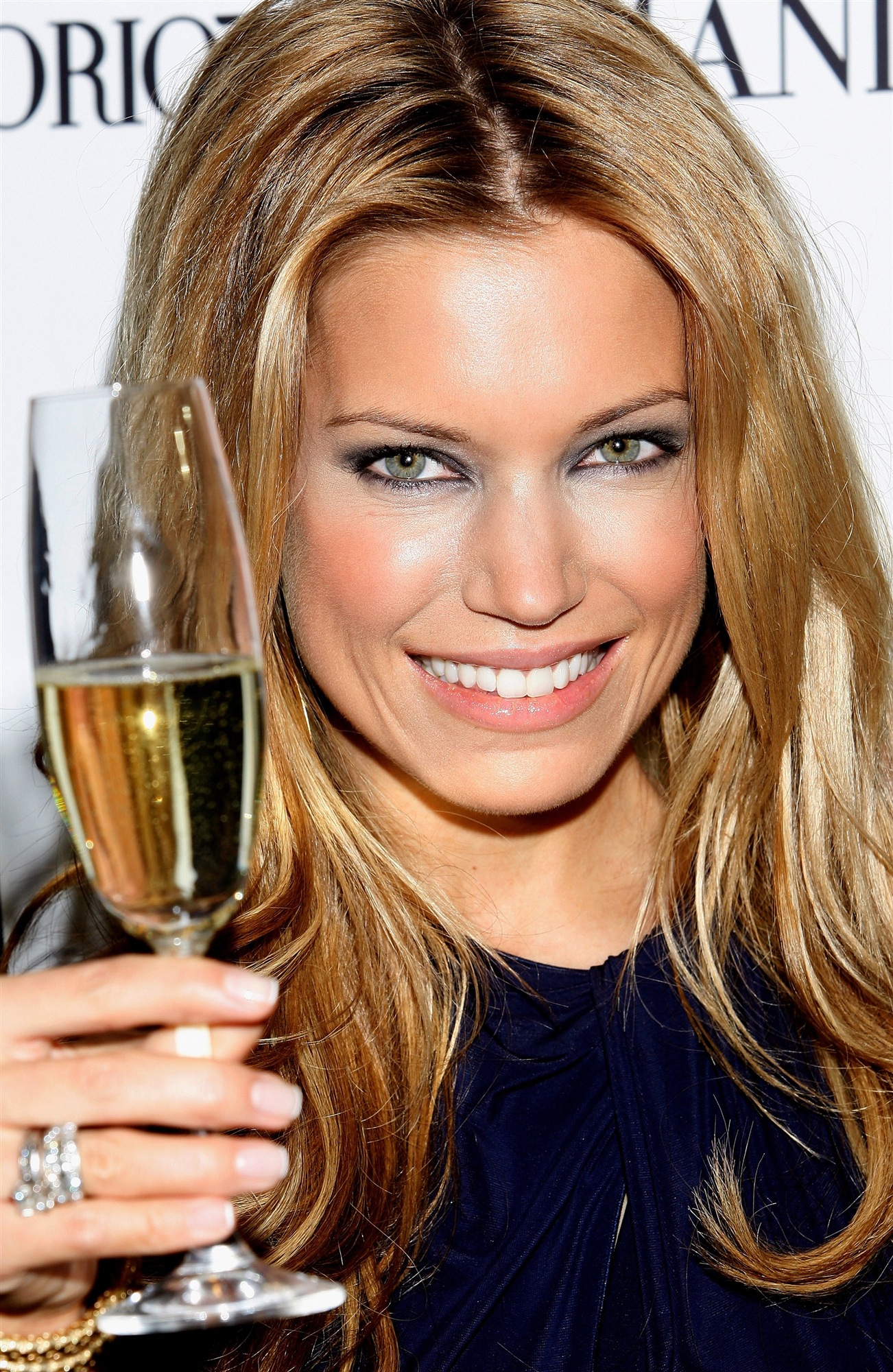 Silvie Meis wallpapers Silvie Meis