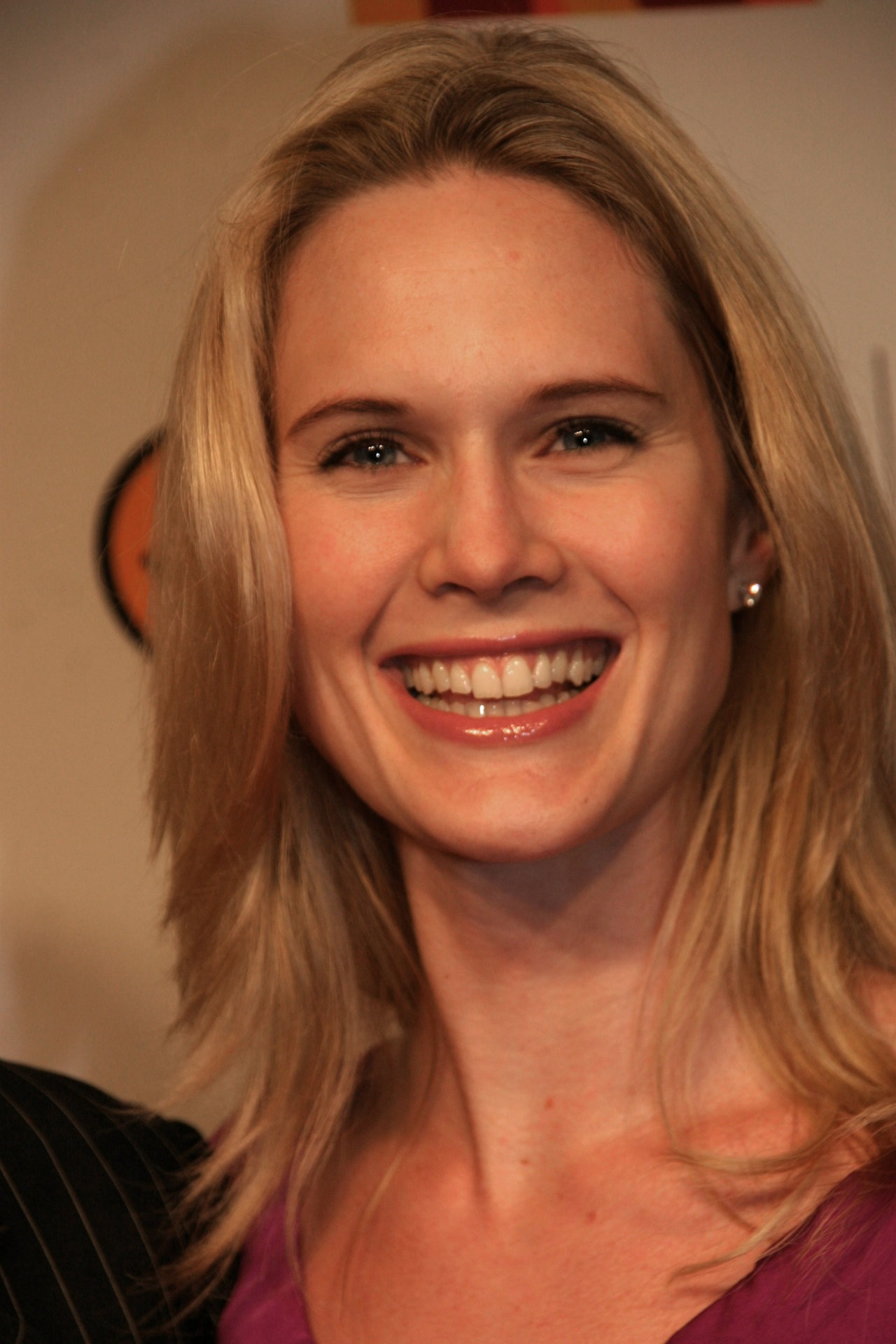 Stephanie March