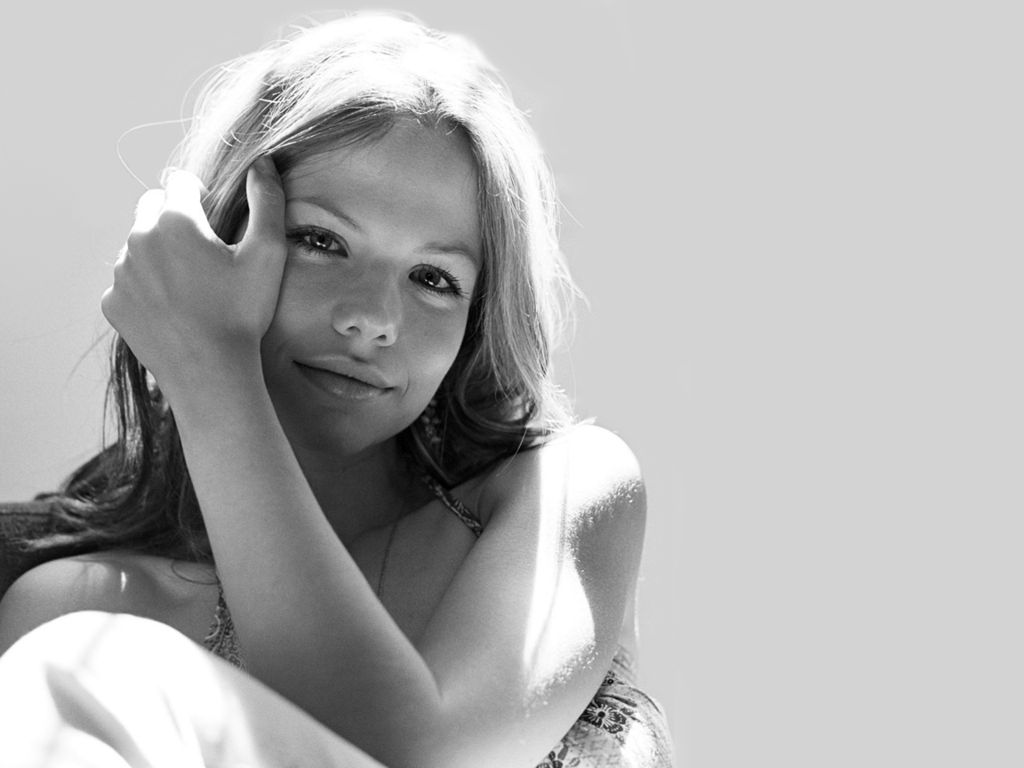 Tammin Sursok wallpapers Tammin Sursok