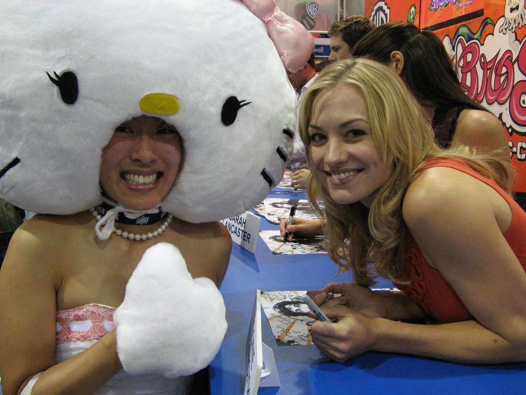 Yvonne Strahovski wallpapers Yvonne Strahovski
